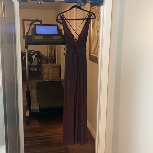 𝑇𝑜𝑏𝑖 𝑀𝑎𝑟𝑜𝑜𝑛 𝑆𝑘𝑜𝑟𝑡 𝐷𝑟𝑒𝑠𝑠 ❤︎ - Picture 5 of 10